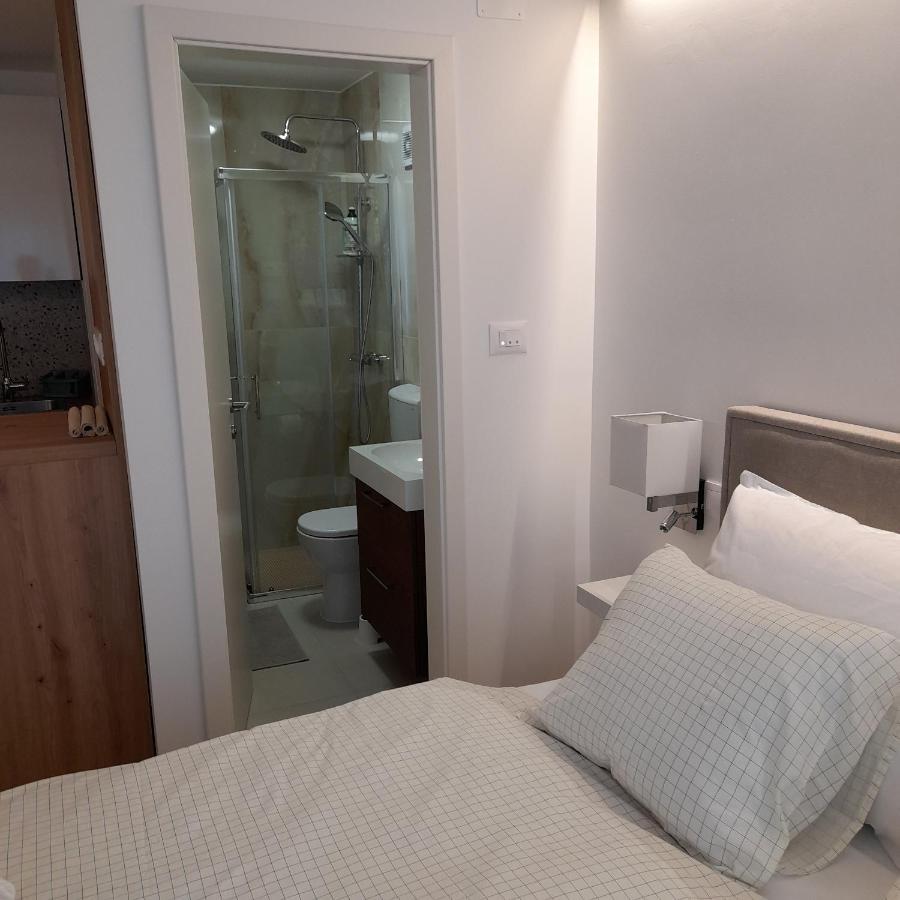 Studio Apartman Four Pearls Карловац Экстерьер фото